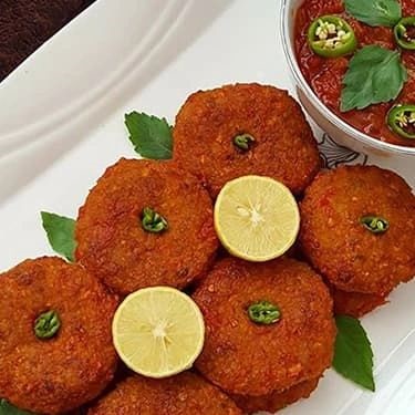 طرز تهیه شامی هویج خوشمزه و لذیذ با گوشت چرخ کرده و سیب زمینی 16 طرز تهیه شامی هویج