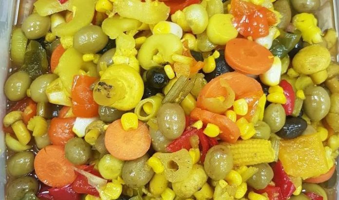طرز تهیه ترشی اسپانیایی