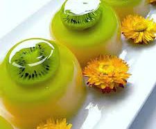 طرز تهیه ژله ویترینی با کیوی