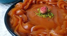 نحوه تهیه حلوا ماهو عمانی با شیر عسلی و خامه لطیف و نرم 3 طرز تهیه حلوا ماهو