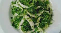 طرز تهیه پیاز جعفری