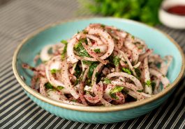 طرز تهیه پیاز سماقی