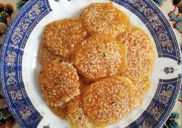 طرز تهیه پولکی کنجدی