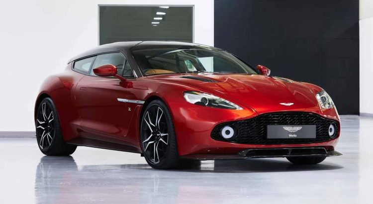 نمای سه‌چهارم جلو استون مارتین Vanquish Shooting Brake Zagato
