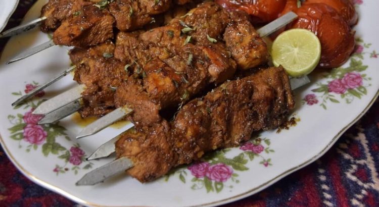 طرز تهیه جوجه فسنجونی