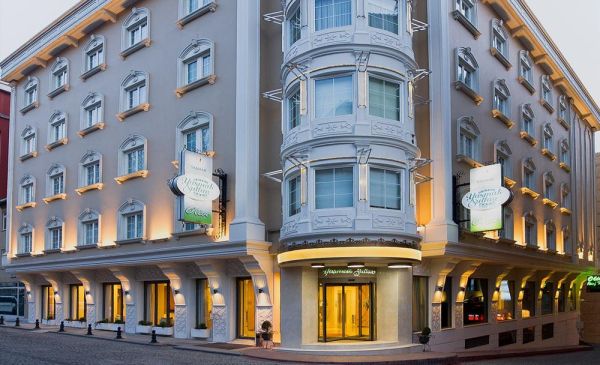 در کدام مناطق استانبول، بهتر است هتل نگیرید؟_نارنجی پوش 9 1737961995 945 در کدام مناطق استانبول، بهتر است هتل نگیرید؟ نارنجی پوش